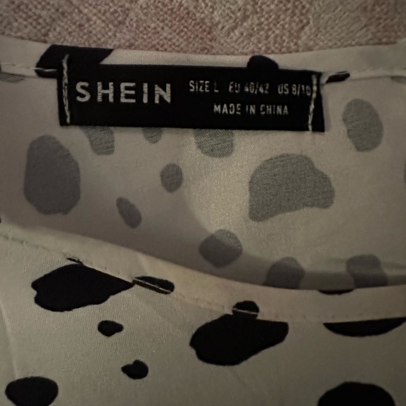 Women’s Large SHEIN Dress - Picture 2 of 2